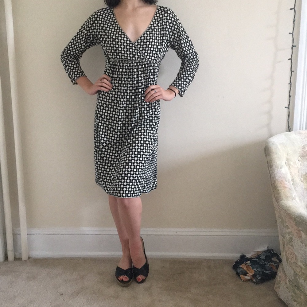 Max studio xs black and off-white dress